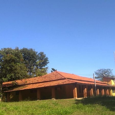 Casa de sitio em Brotas Exterior foto